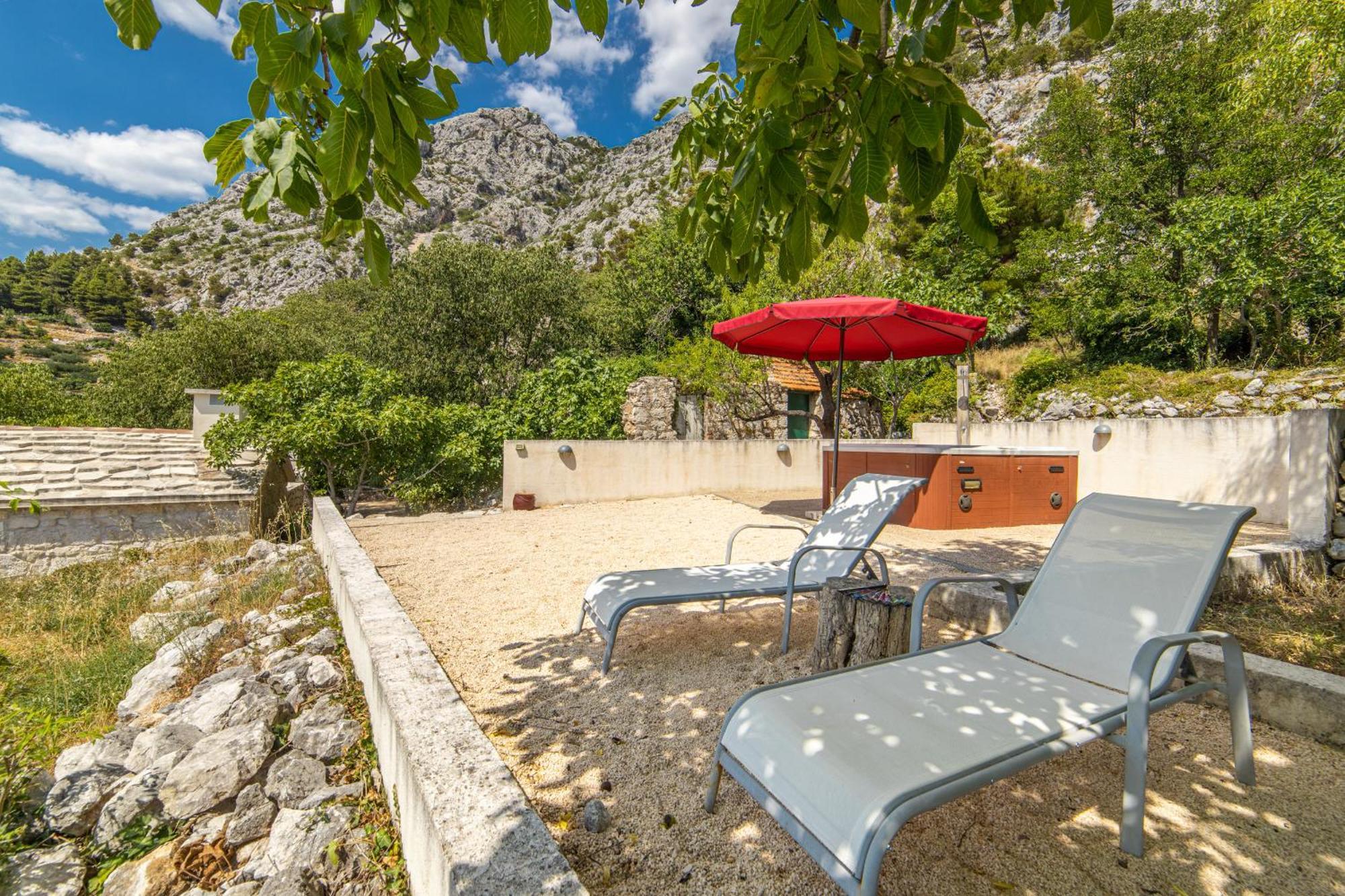 Fetiva Makar * Makarska